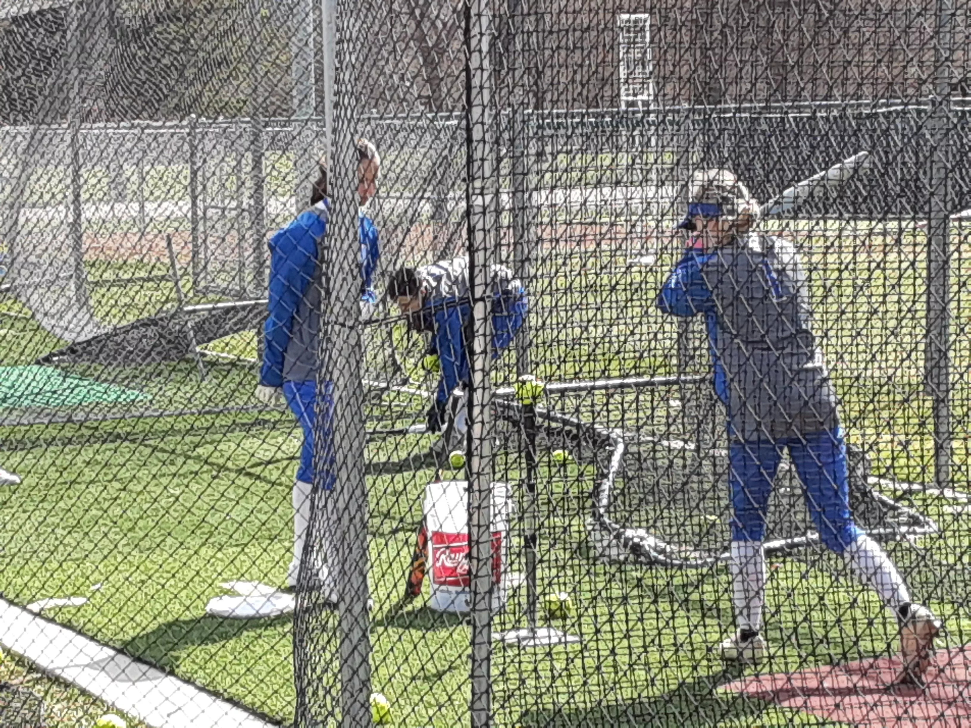 20250422-blue-jays-softball