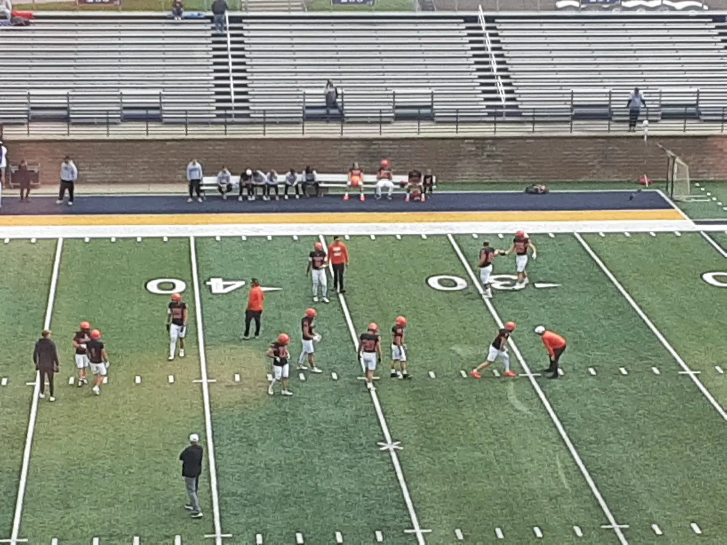 20250906-jimmie-football