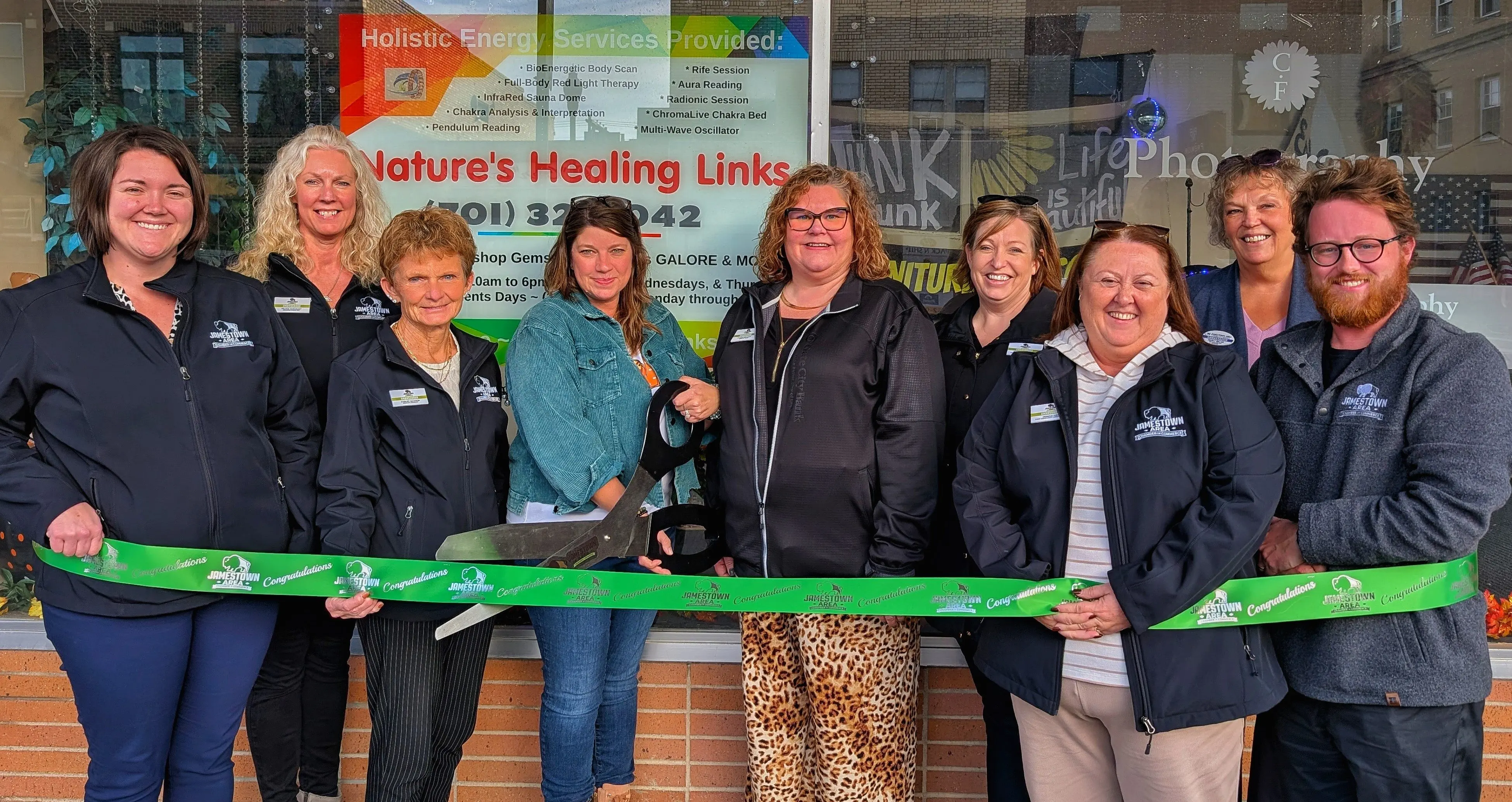 natures-healing-links-ribbon-cutting