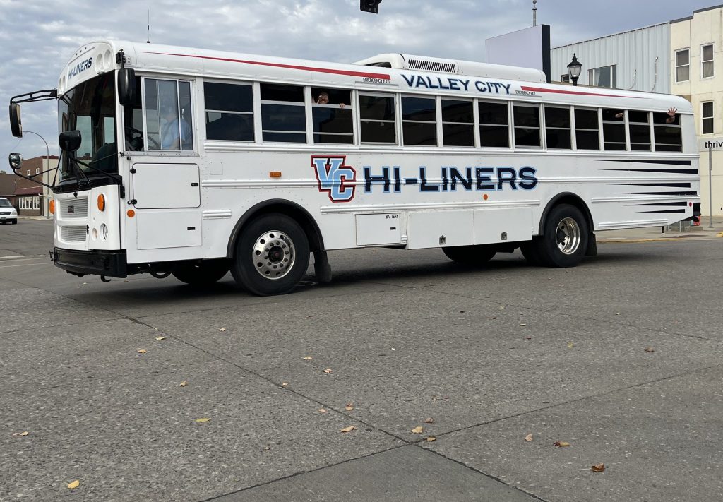 Hi Liner Cross Country Team Gets Nice Send Off
