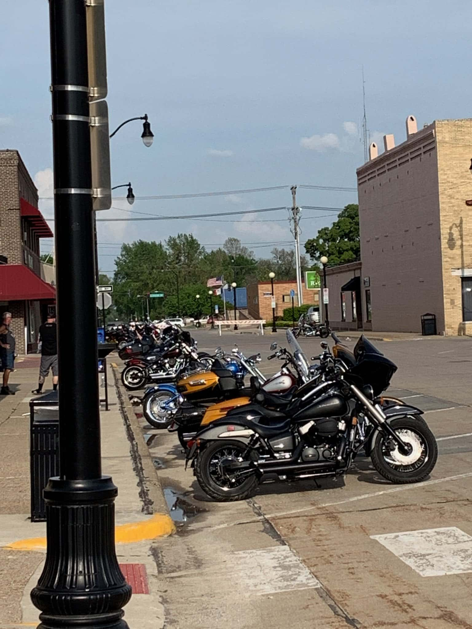 Crowds Drawn for First Indianola Bike Night of 2019 KNIA KRLS Radio