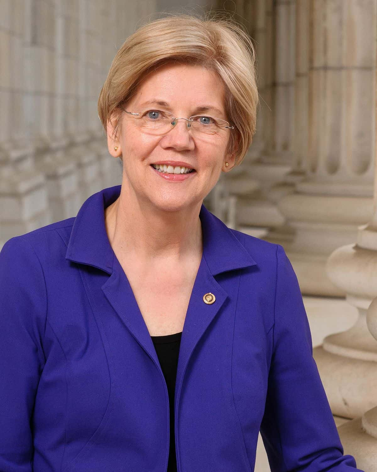 elizabeth_warren_official_portrait_114th_congress