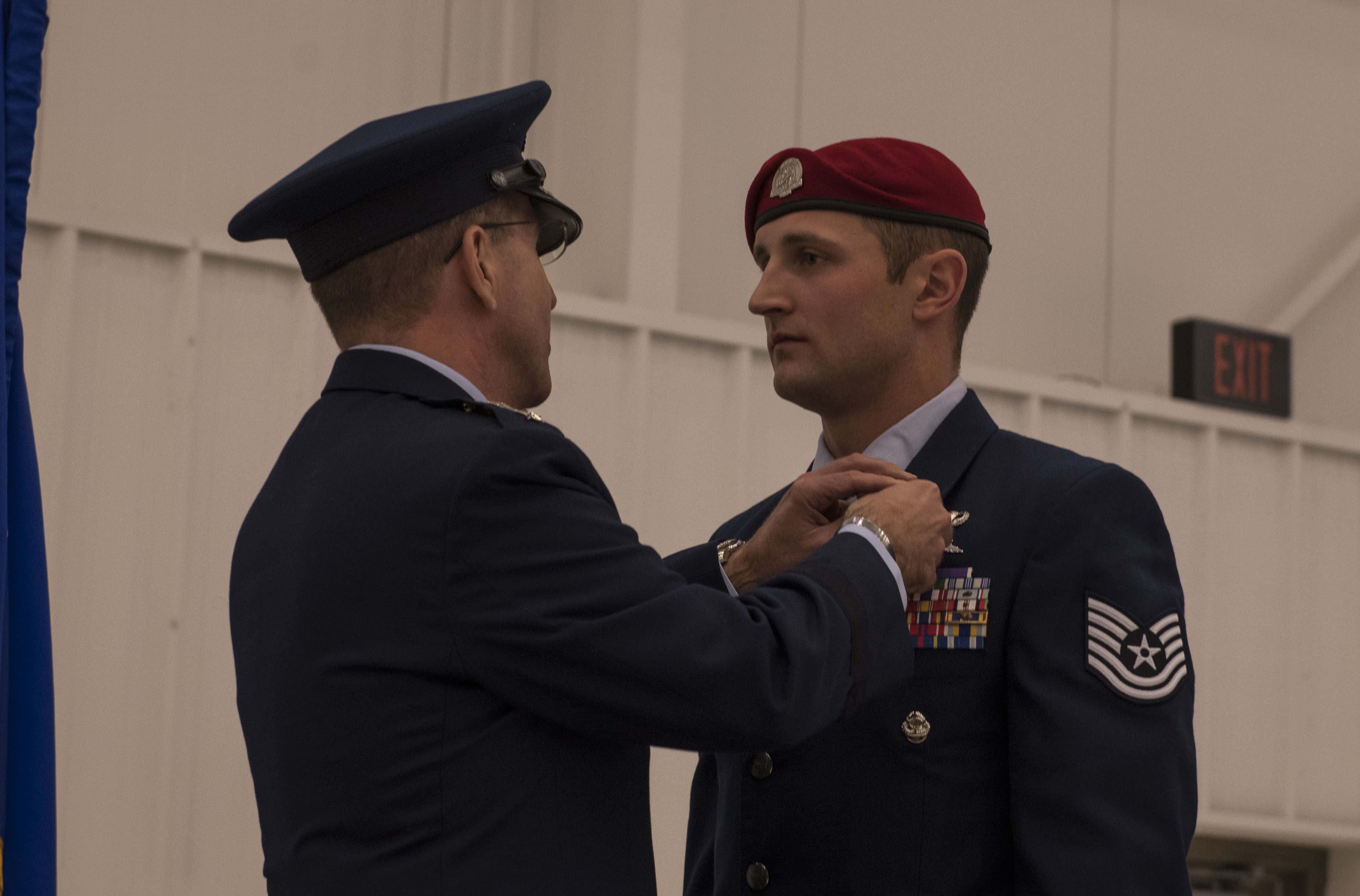 special-tactics-airman-battled-through-injuries-awarded-silver-star