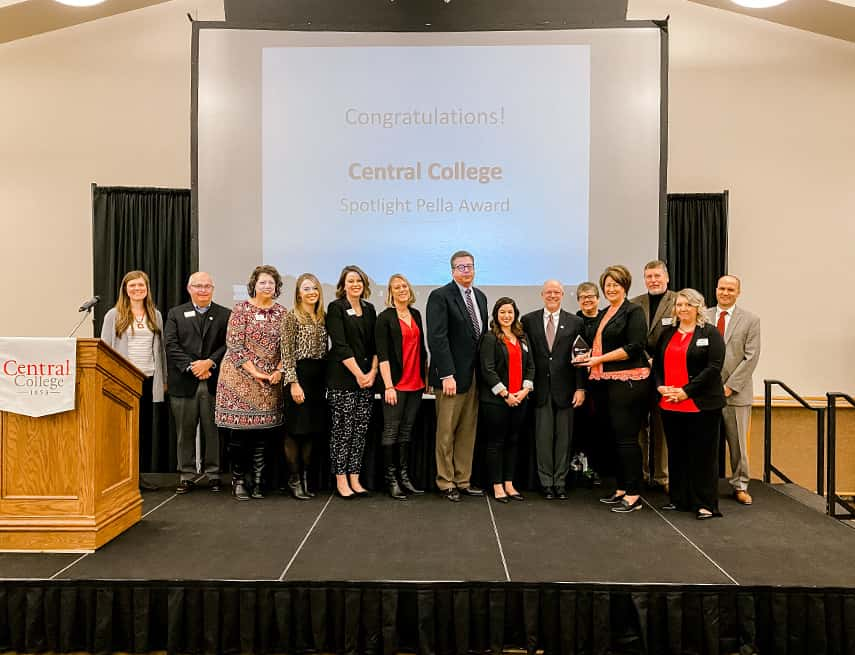 spotlight-award-central-college