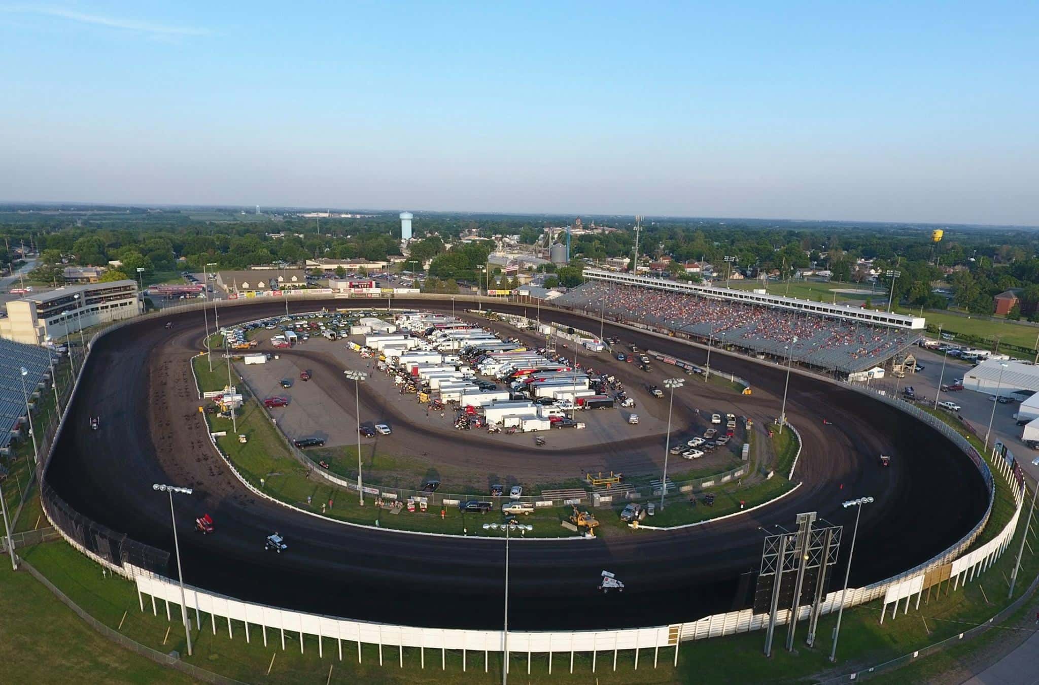 Knoxville Raceway To Hold All Three Sprint Car Classes Tonight KNIA
