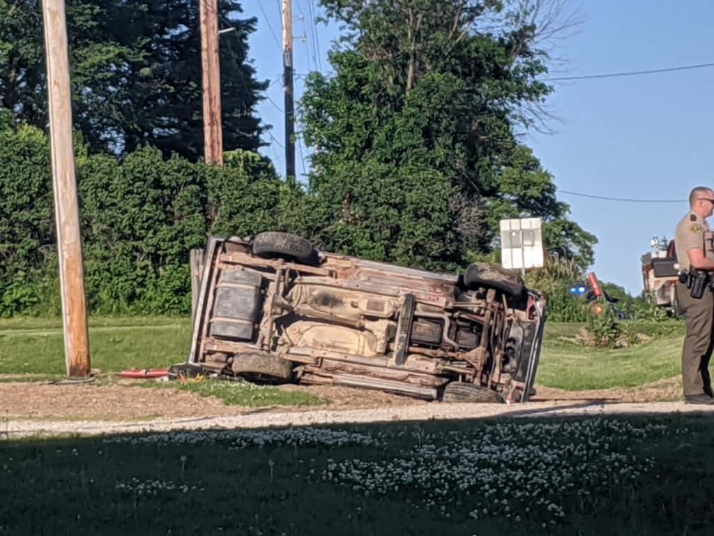 Single Vehicle Accident in Knoxville KNIA KRLS Radio The One to