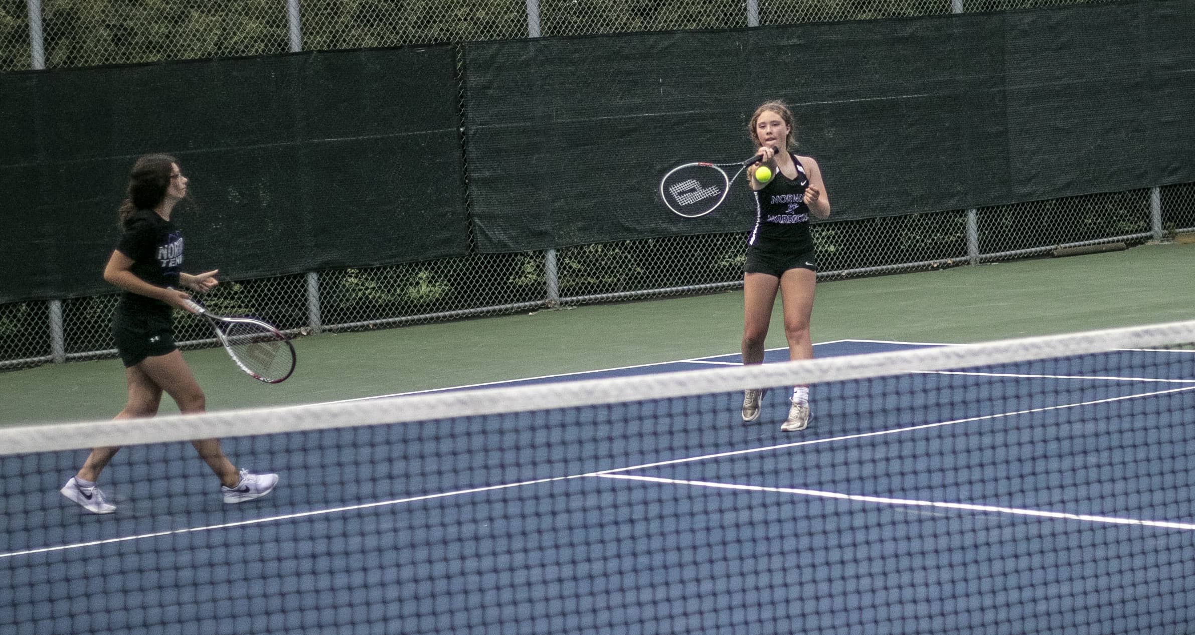 norwalk-girls-tennis_01