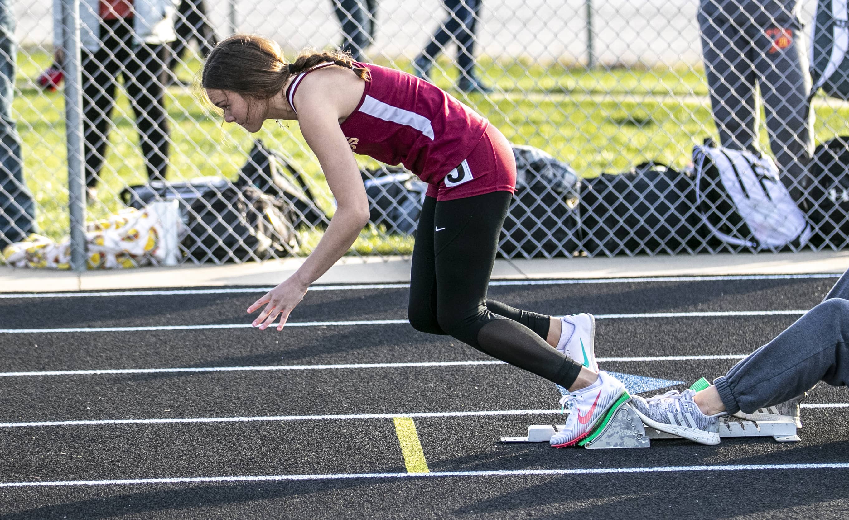 pella-norwalk-knoxville-pcm-eagles-at-pella-may-10-track_177