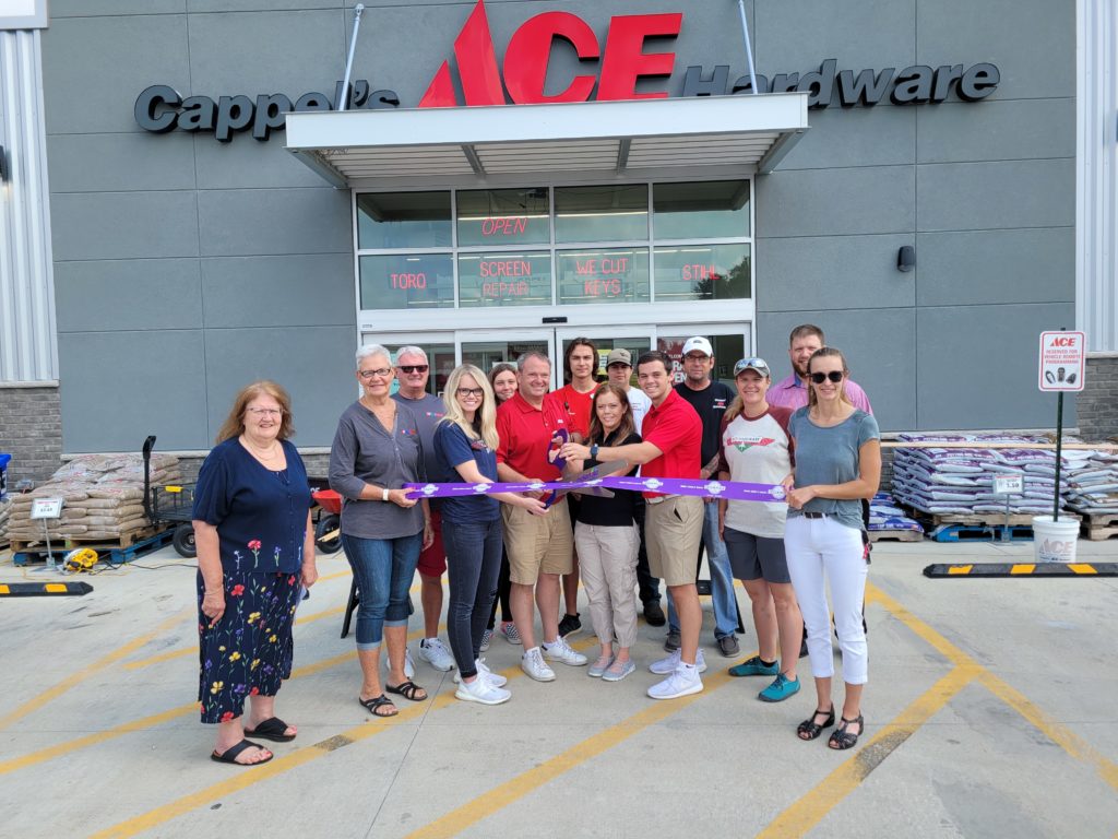 Indianola Chamber Holds Ribbon Cutting for Cappel's Ace