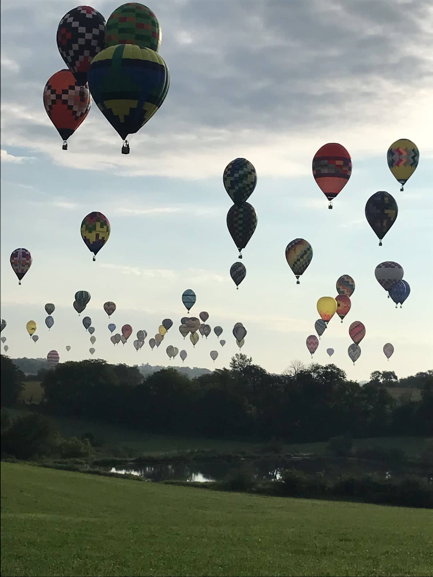 National Balloon Classic Continues Tonight with Mass Ascension KNIA