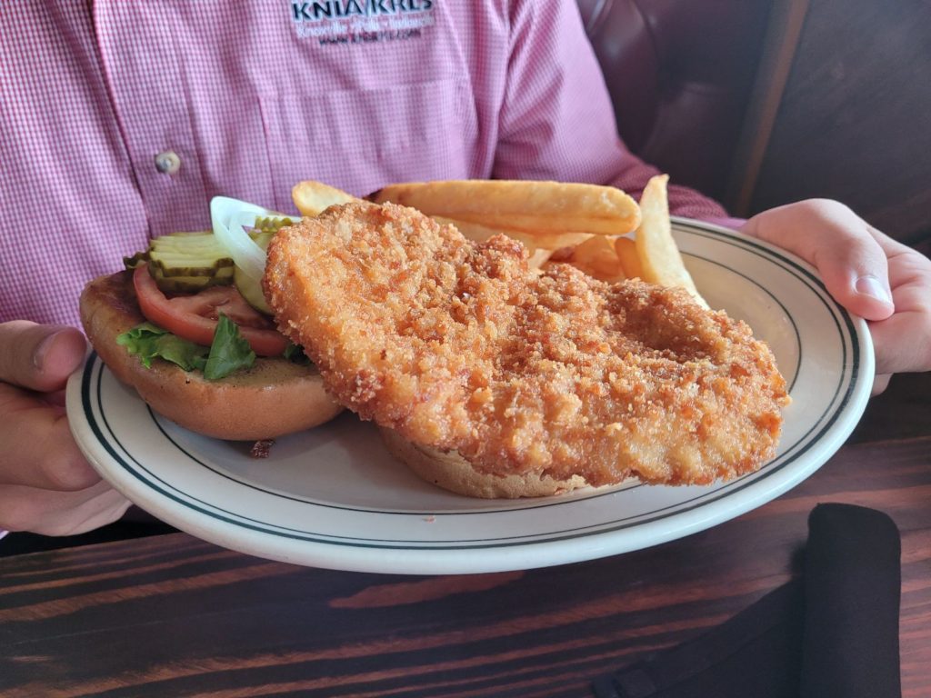 Z's Eatery and Draught House Named as Finalist for Iowa's Best Breaded Pork Tenderloin | KNIA KRLS Radio - Vimarsana News