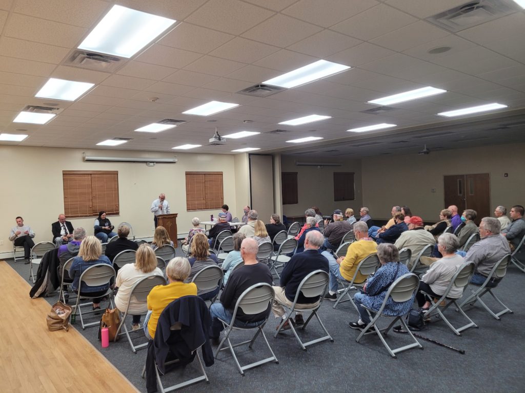 Indianola City Council Candidates Participate in Forum - Vimarsana News
