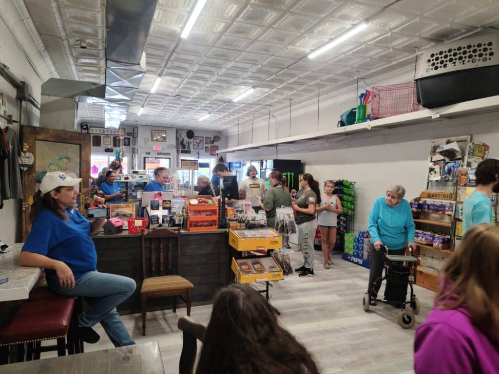 Katy-Dids holds Grand Reopening - Vimarsana News