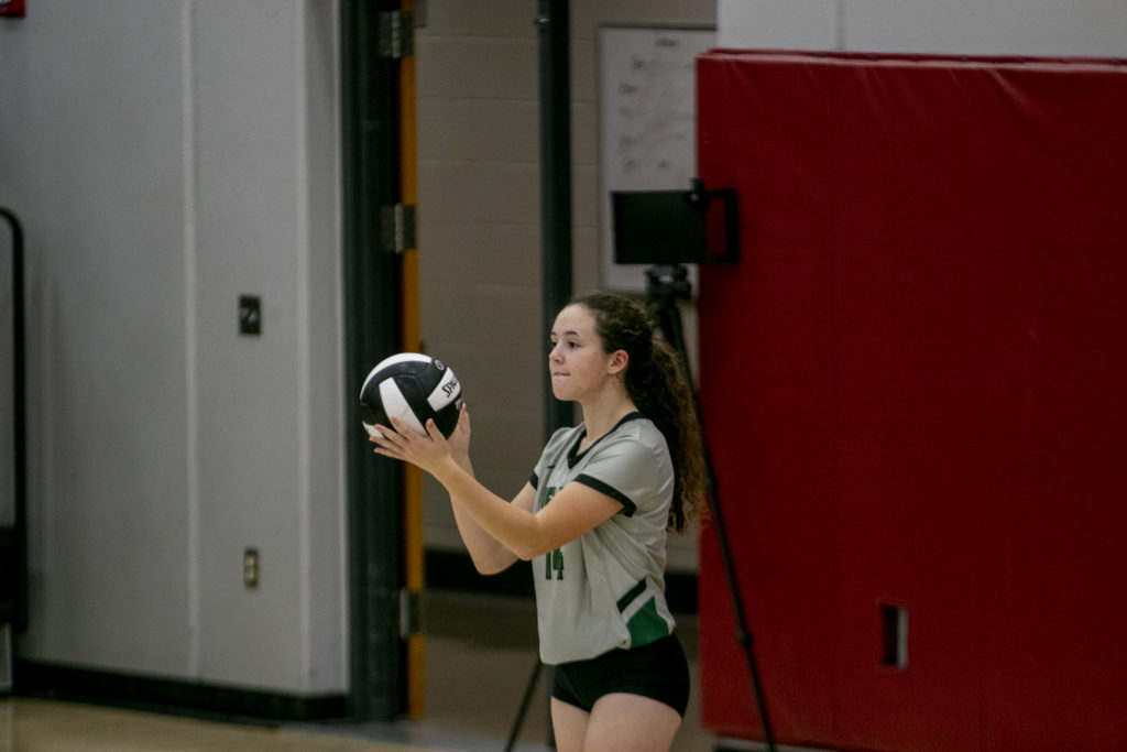 Pella Volleyball Sweeps Indianola to Earn Final 16 Spot - Vimarsana News