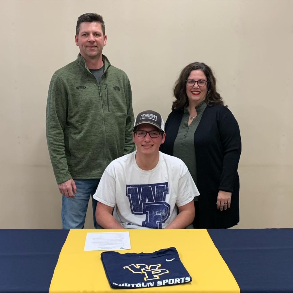 Pella Apprenticeship Student Signs at William Penn - Vimarsana News