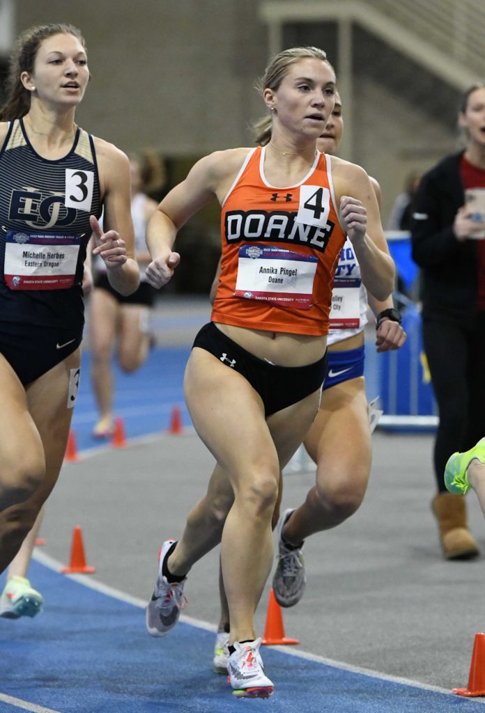 Alumni Veenstra, Pingel Earn All-American Status - Vimarsana News