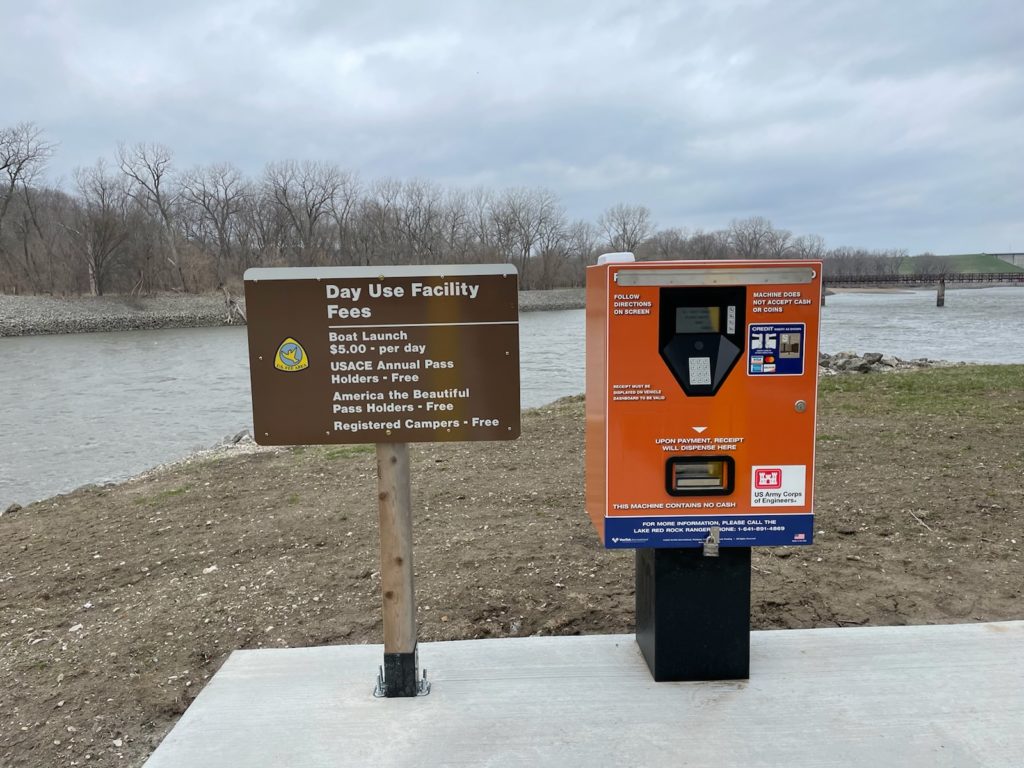 Automated Fee Machines Installed at Lake Red Rock - Vimarsana News