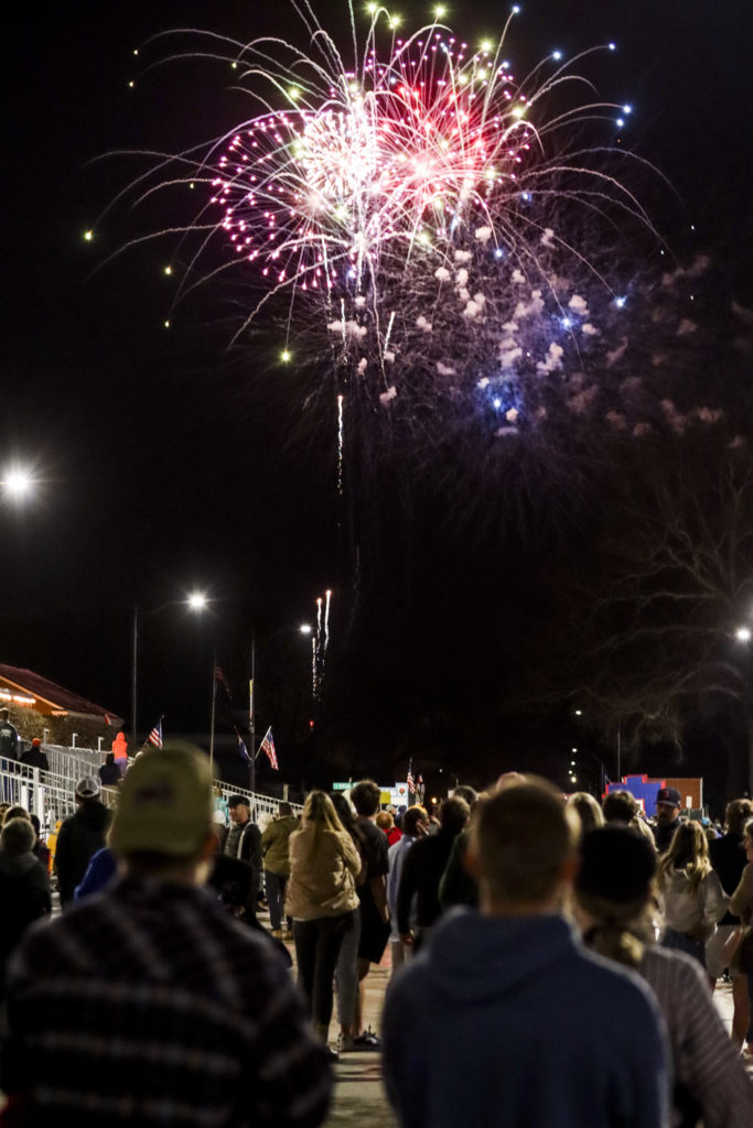 Parking Reminders for Potential Crowds at Tulip Time Today | KNIA KRLS Radio - The One to Count On Parking Reminders for Potential Crowds at Tulip Time Today | KNIA KRLS Radio - The One to Count On