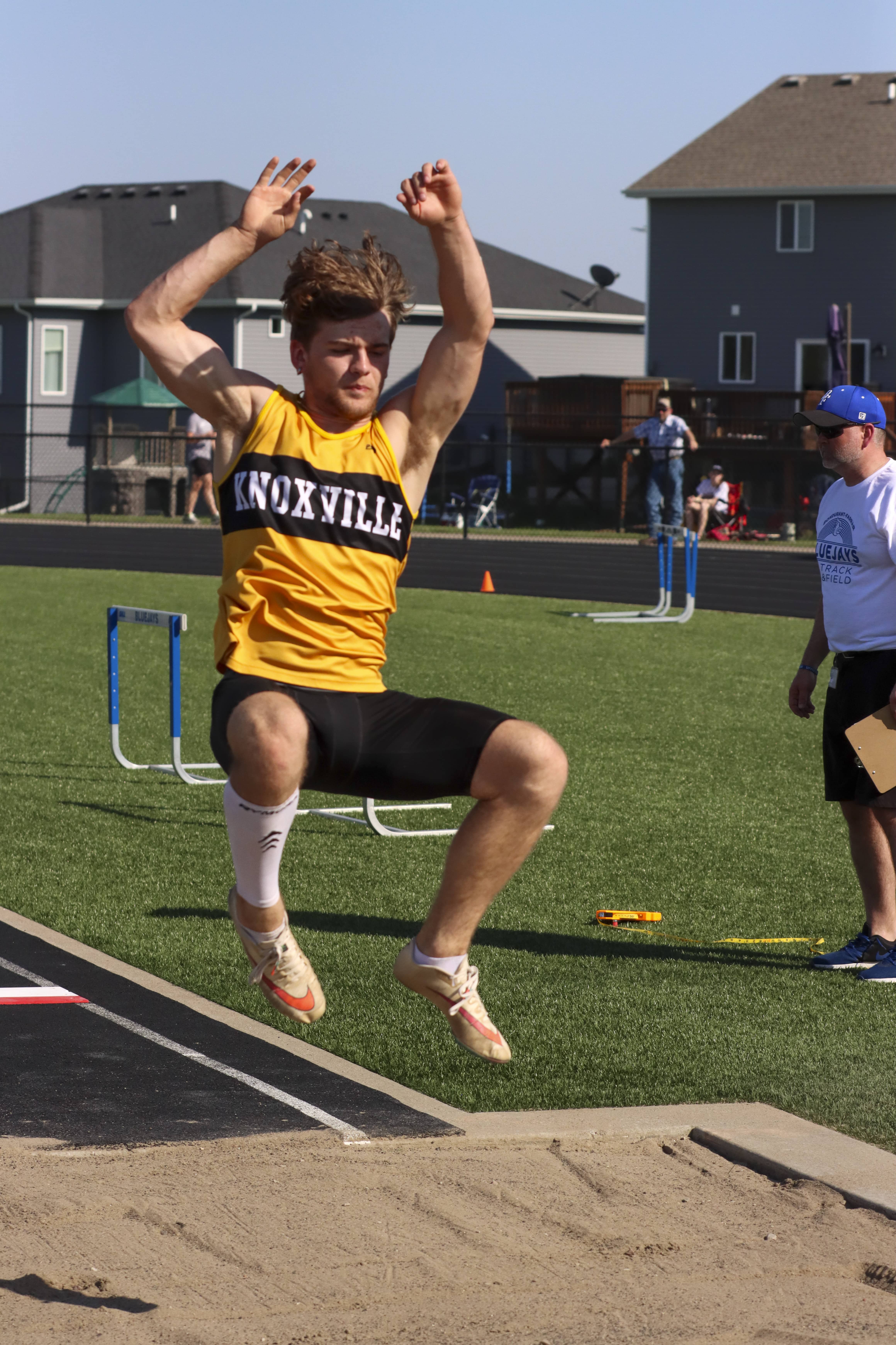 Tentative List of Full State Track and Field Qualifiers Released KNIA