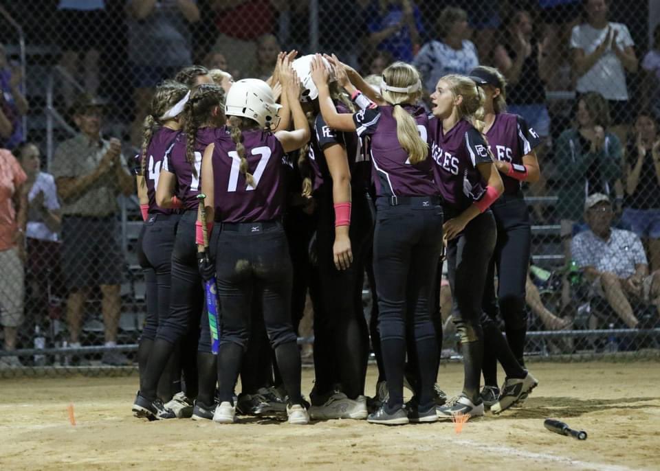 pc-softball-team-celebration