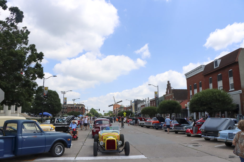 Resurrected Tin Bologna Nationals Returning to Pella Saturday - Vimarsana News