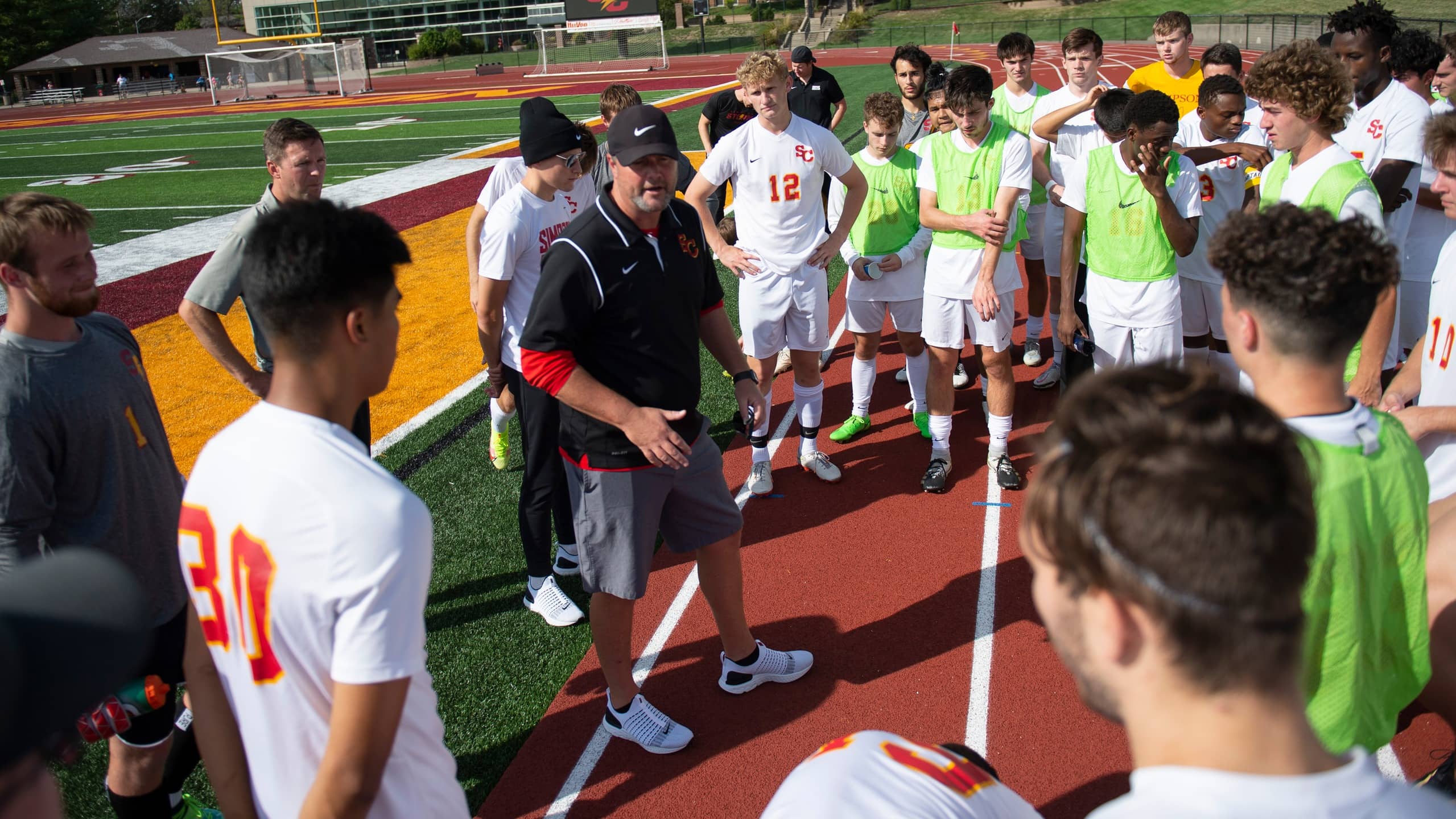 msoc-teamhuddle