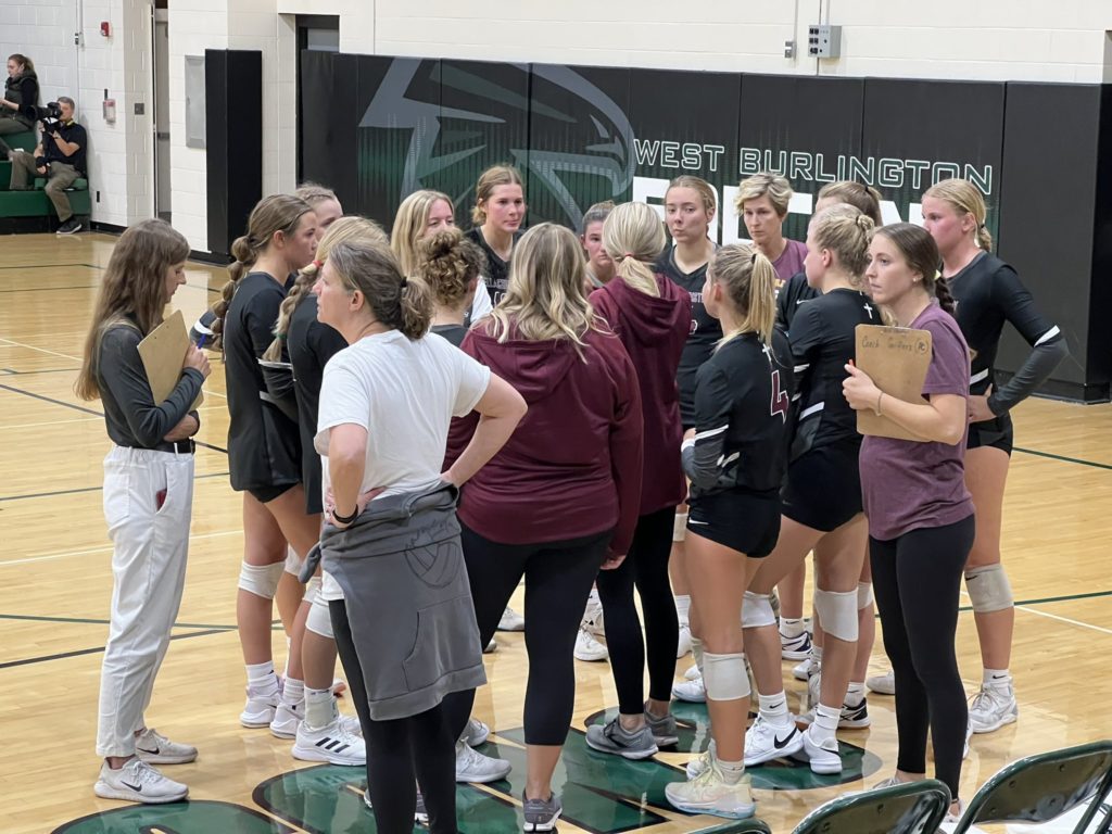 Pella Christian Volleyball Falls to West Burlington in Regional Semifinals Monday - Vimarsana News
