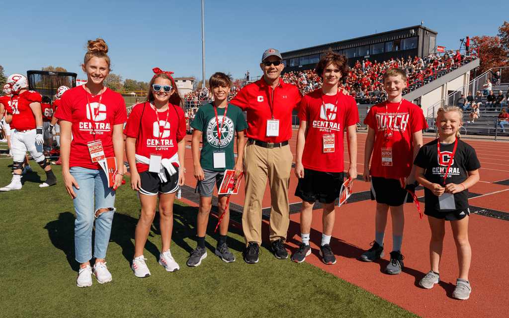 central-college-kid-captains-2022