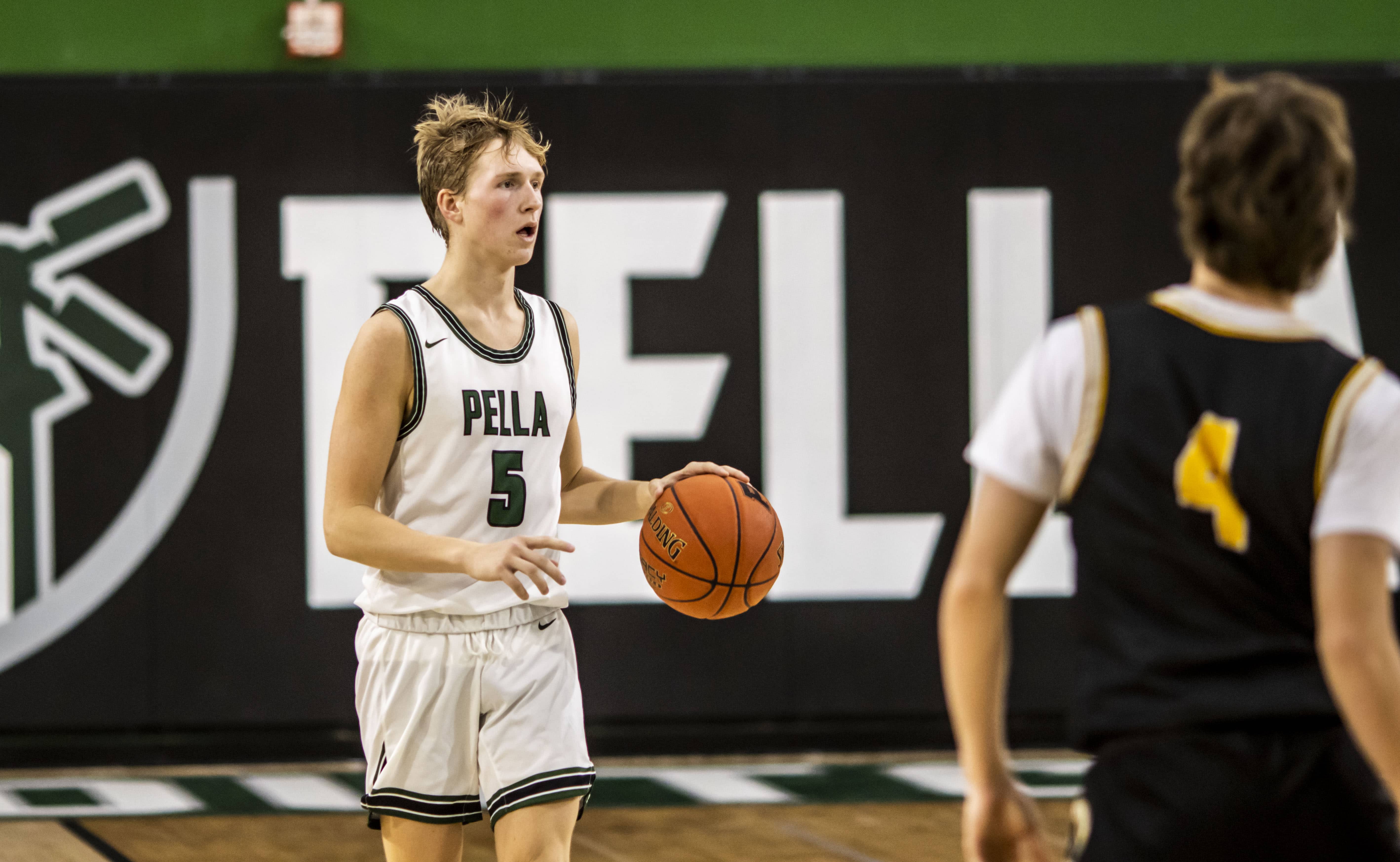 pella-boys-basketball-2022-23_19