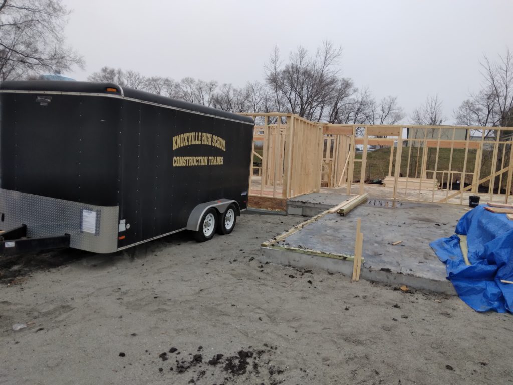 Construction Trades Class Works on Knoxville Home - Vimarsana News