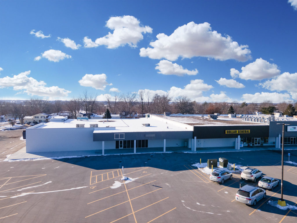 Many Hands Thrift Market Opening in Indianola This Spring - Vimarsana News