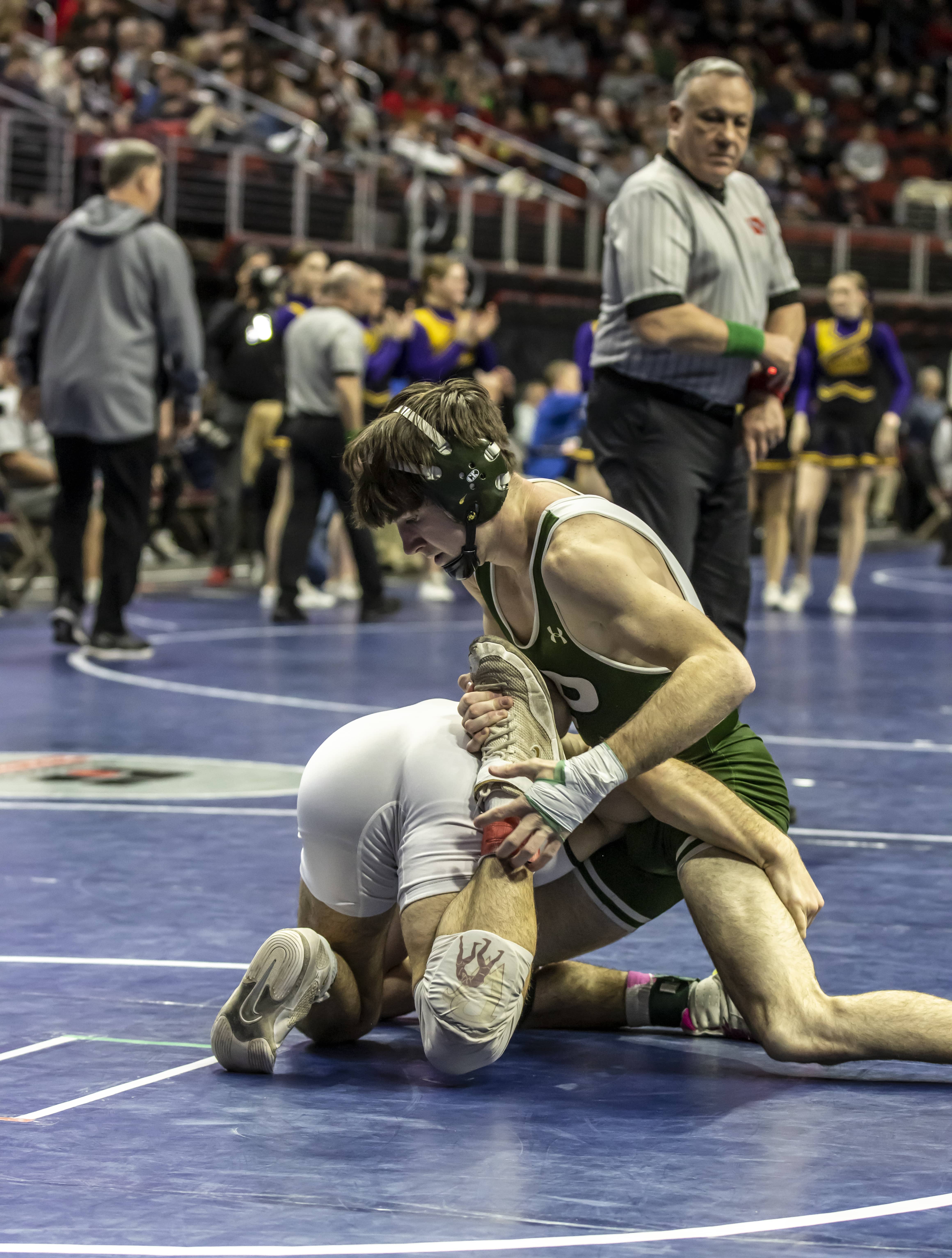 pella-at-state-boys-wrestling-2023_13