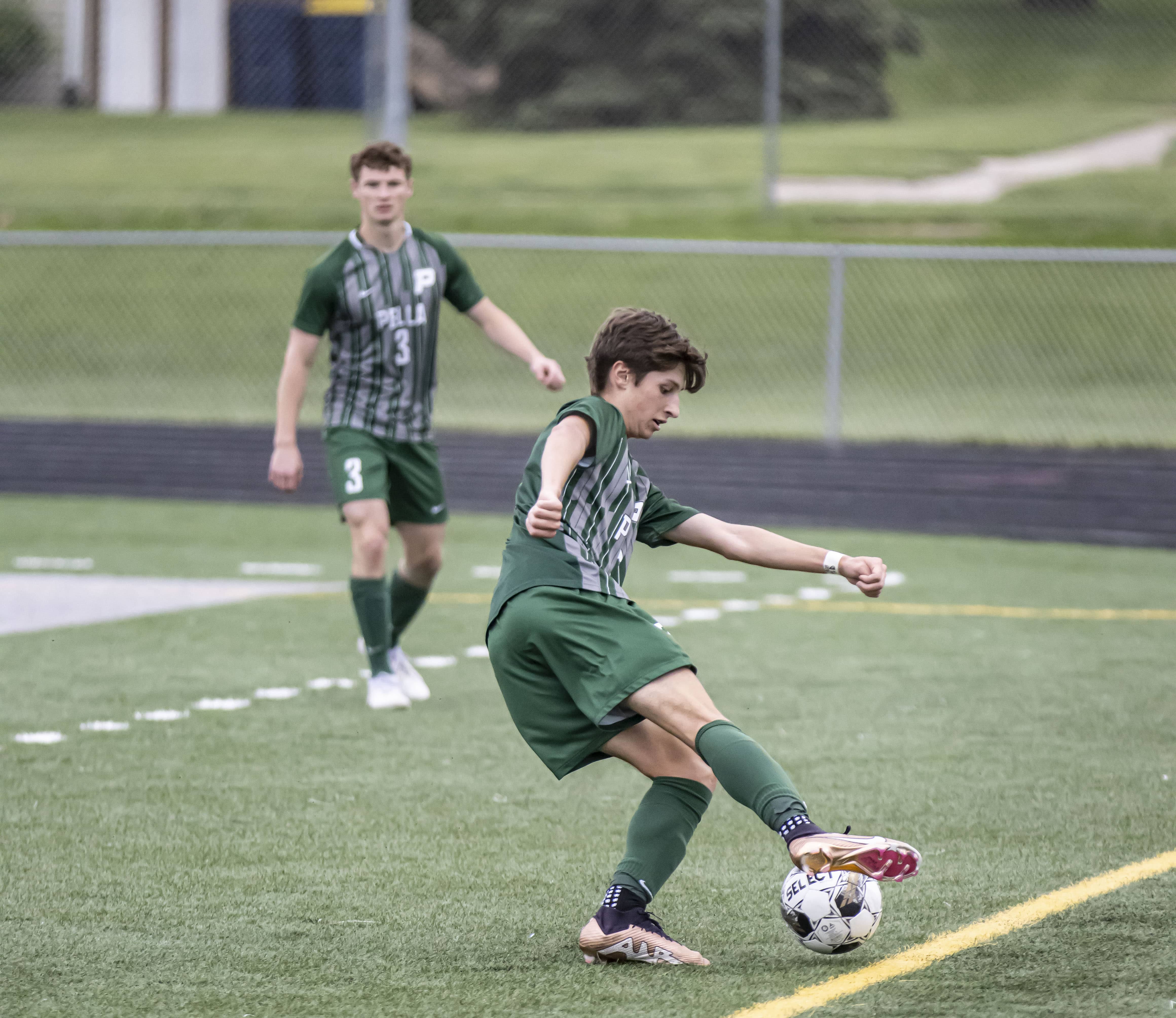 pella-boys-soccer-2023_175