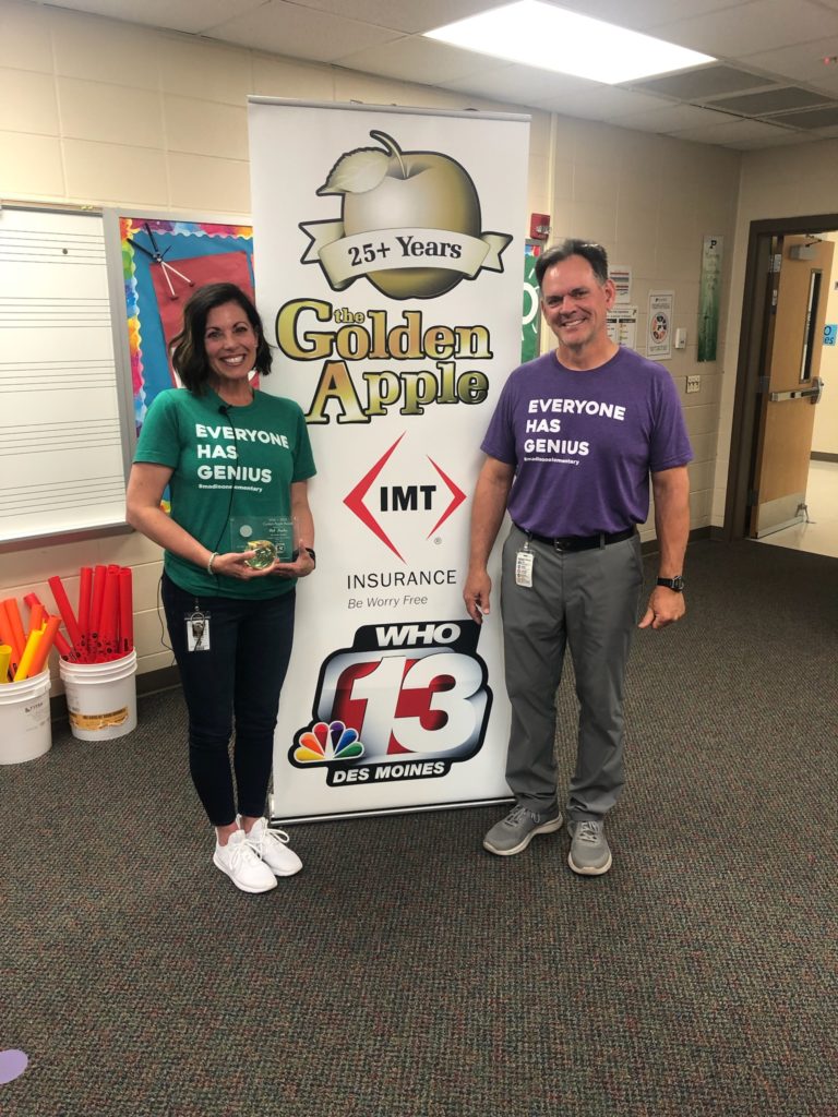 Pella Elementary Teacher Wins Golden Apple - Vimarsana News