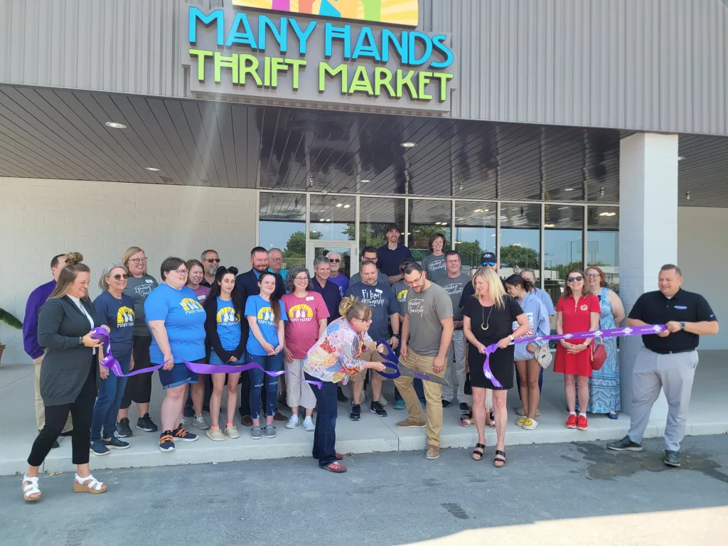 Many Hands Thrift Market Grand Opening Saturday - Vimarsana News