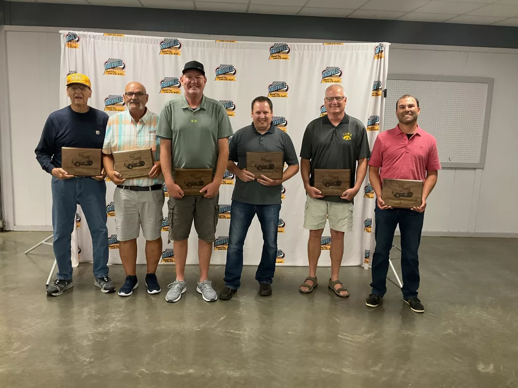 45th Knoxville Raceway Hall of Fame Inductions Held Saturday - Vimarsana News