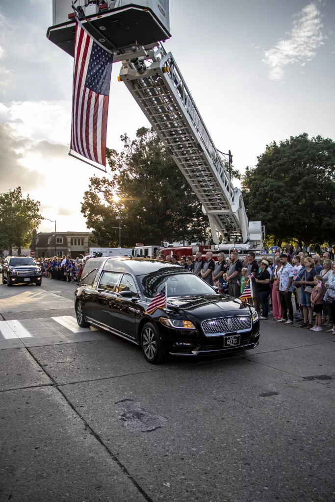 Fallen Pella Solider Receives Welcome Home - Vimarsana News