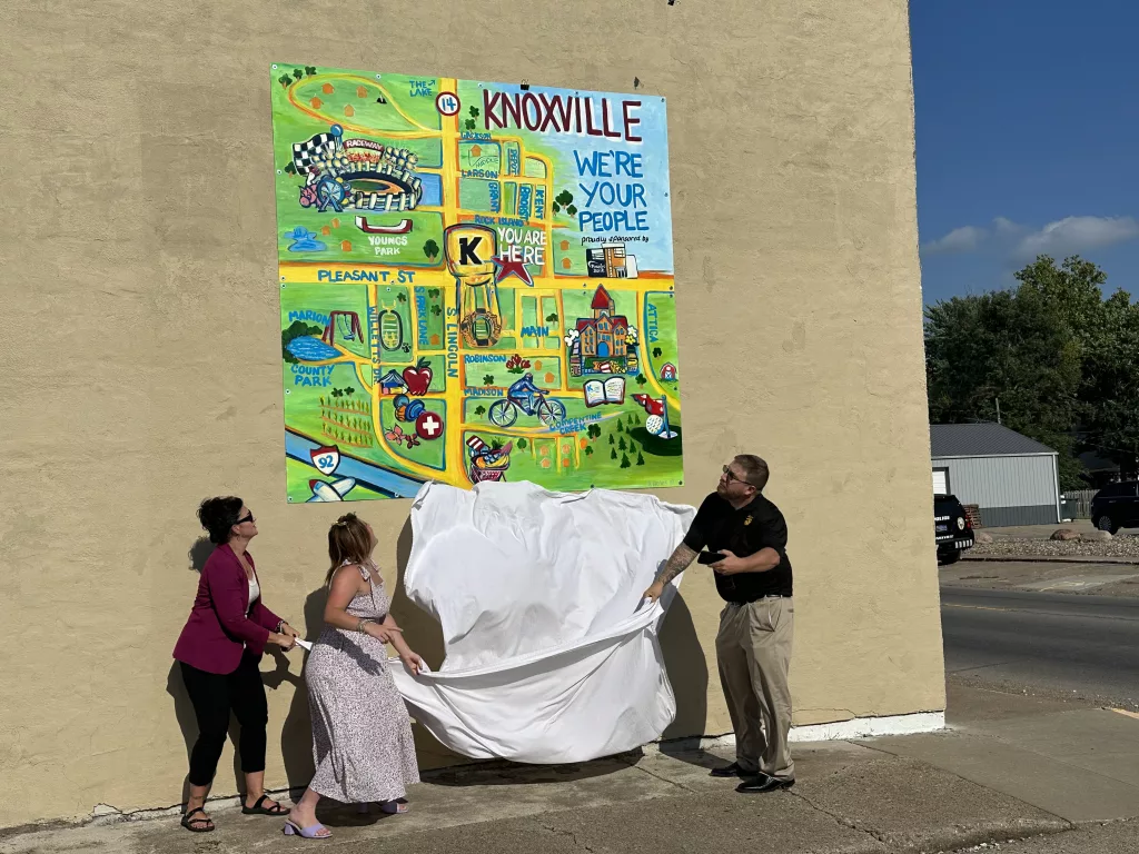 Second Mural of the Year Unveiled in Knoxville - Vimarsana News