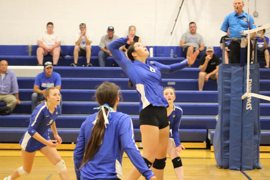 Twin Cedars Hosts Volleyball Triangular - Vimarsana News