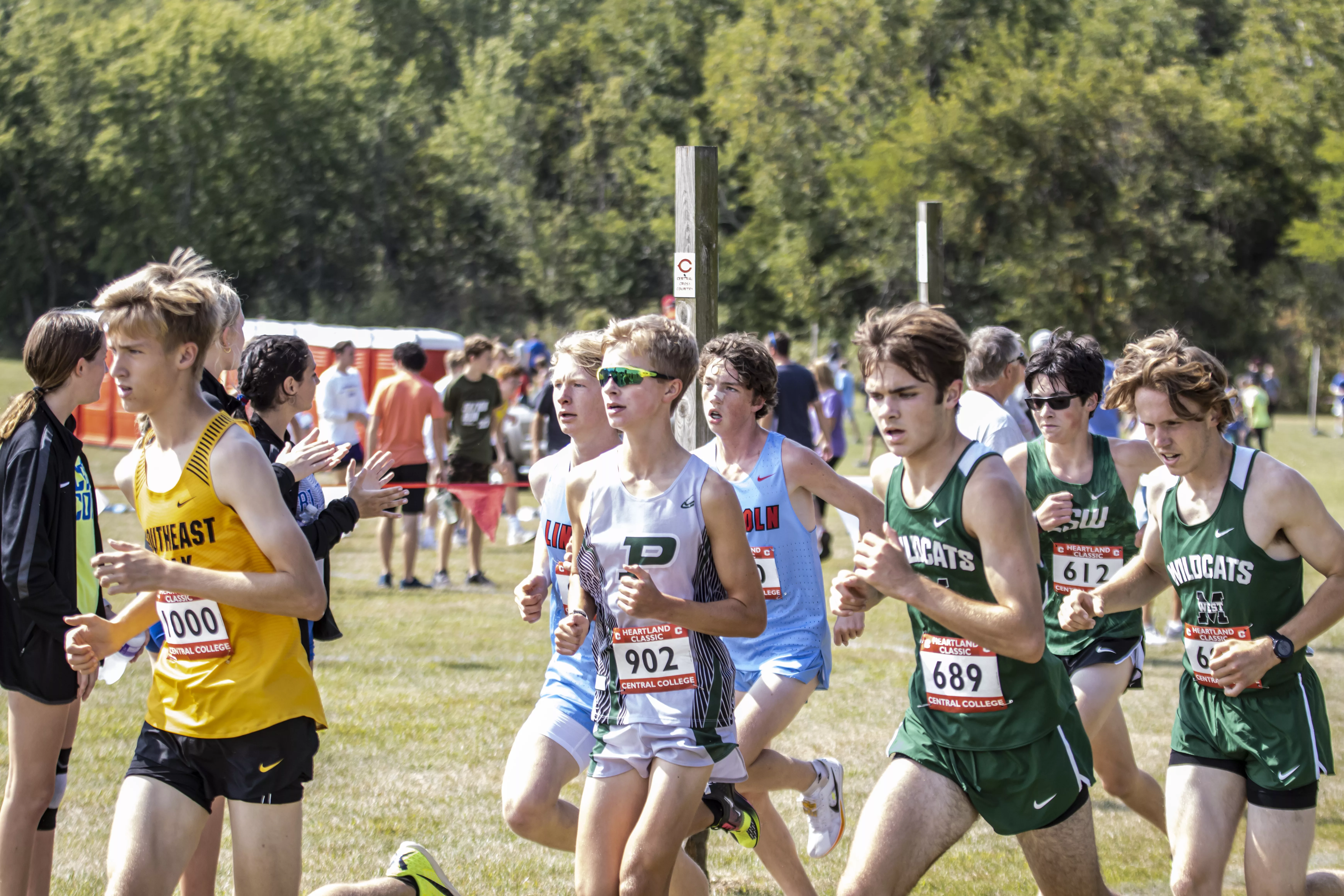 pella-boys-varsity-at-heartland-2023_08