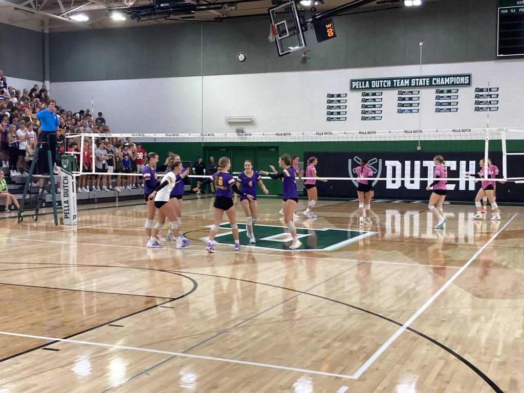 Indianola Clinches Share of Regular Season Little Hawkeye Conference Volleyball Title with Sweep of Pella - Vimarsana News