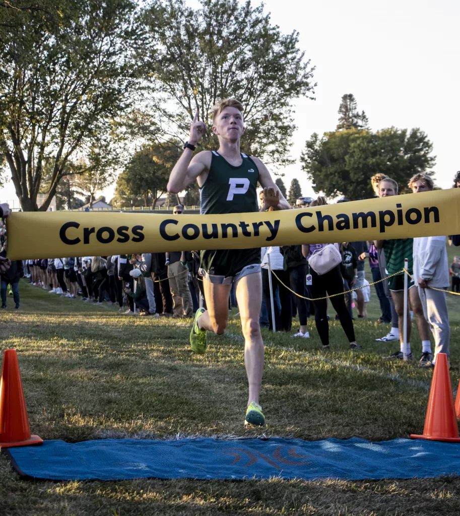 Pella Boys 1st, Girls 2nd at Little Hawkeye Conference Championships; Eagles Kick Off Postseason - Vimarsana News