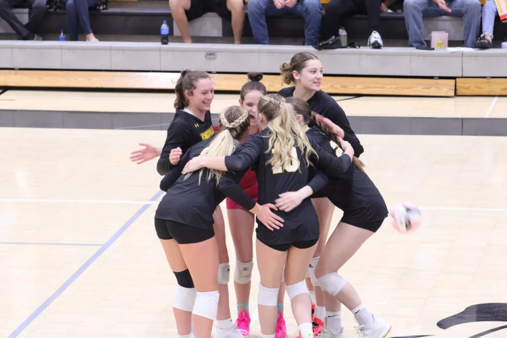 Knoxville Volleyball Heads To Nevada For The Class 4A Regional Semi-Final - Vimarsana News