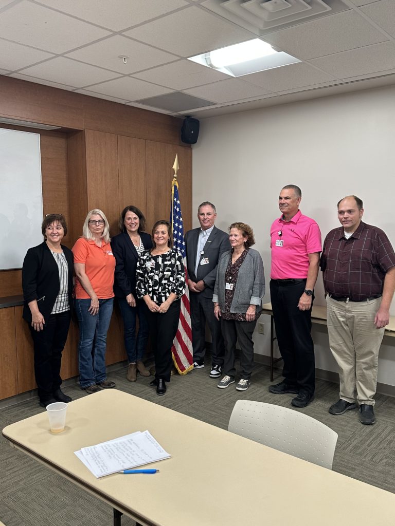 USDA Rural Development State Director in Iowa Theresa Greenfield Visits Knoxville Hospital and Clinics - Vimarsana News