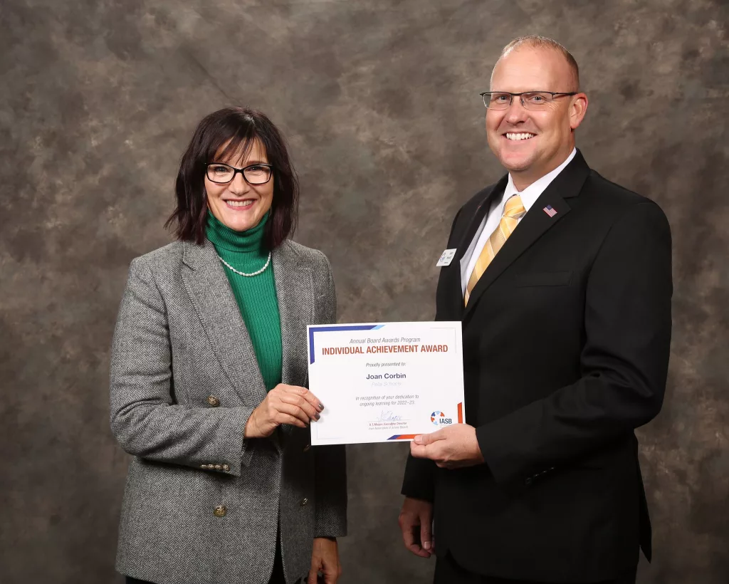 Corbin Recognized by Iowa Association of School Boards - Vimarsana News