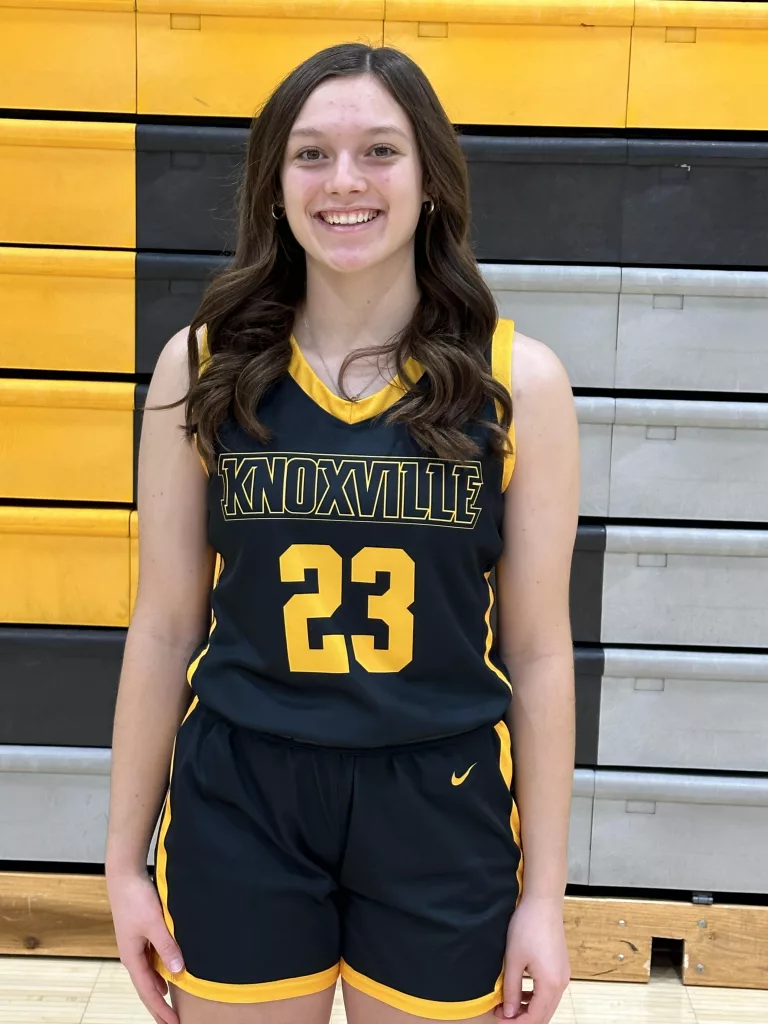 Knoxville Girls Thump Clarke, Boys Taste Defeat For The First Time - Vimarsana News