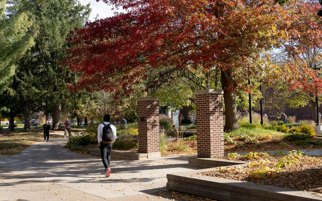 central-college-fall-campus