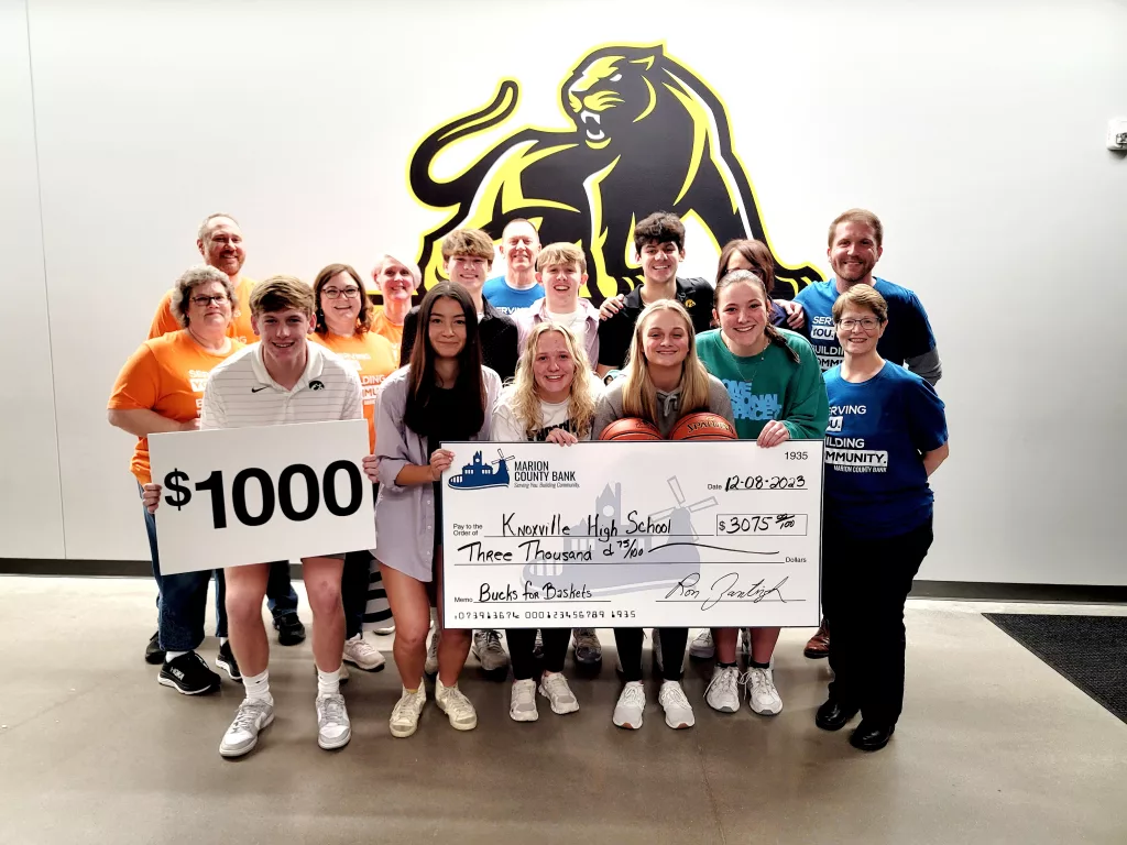 Marion County Bank's Halftime Event Benefits Knoxville Schools | KNIA KRLS Radio - Vimarsana News