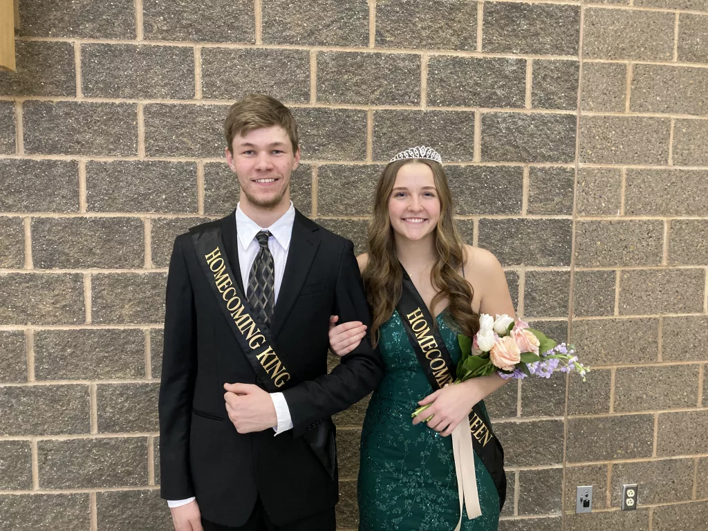 Let's Talk Pella – Pella Christian Homecoming King Seth Vos and Queen Annika Van Dyke | KNIA KRLS Radio - Vimarsana News