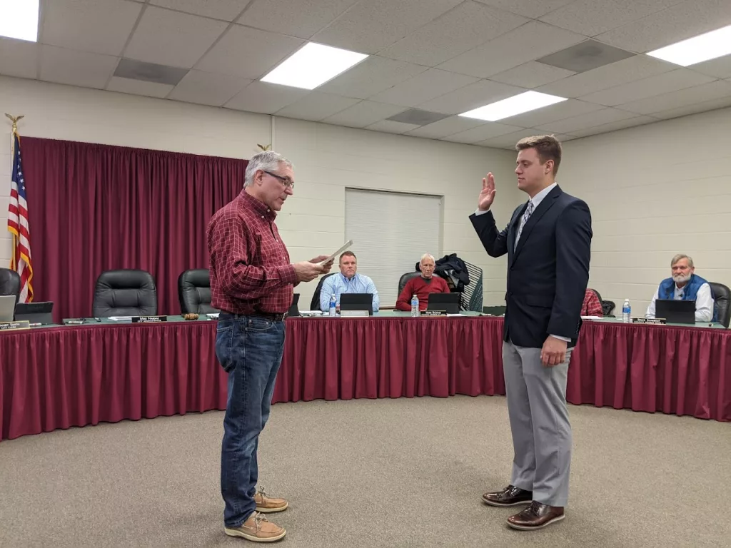 Former Pella Mayor Announces Bid for Board of Supervisors - Vimarsana News